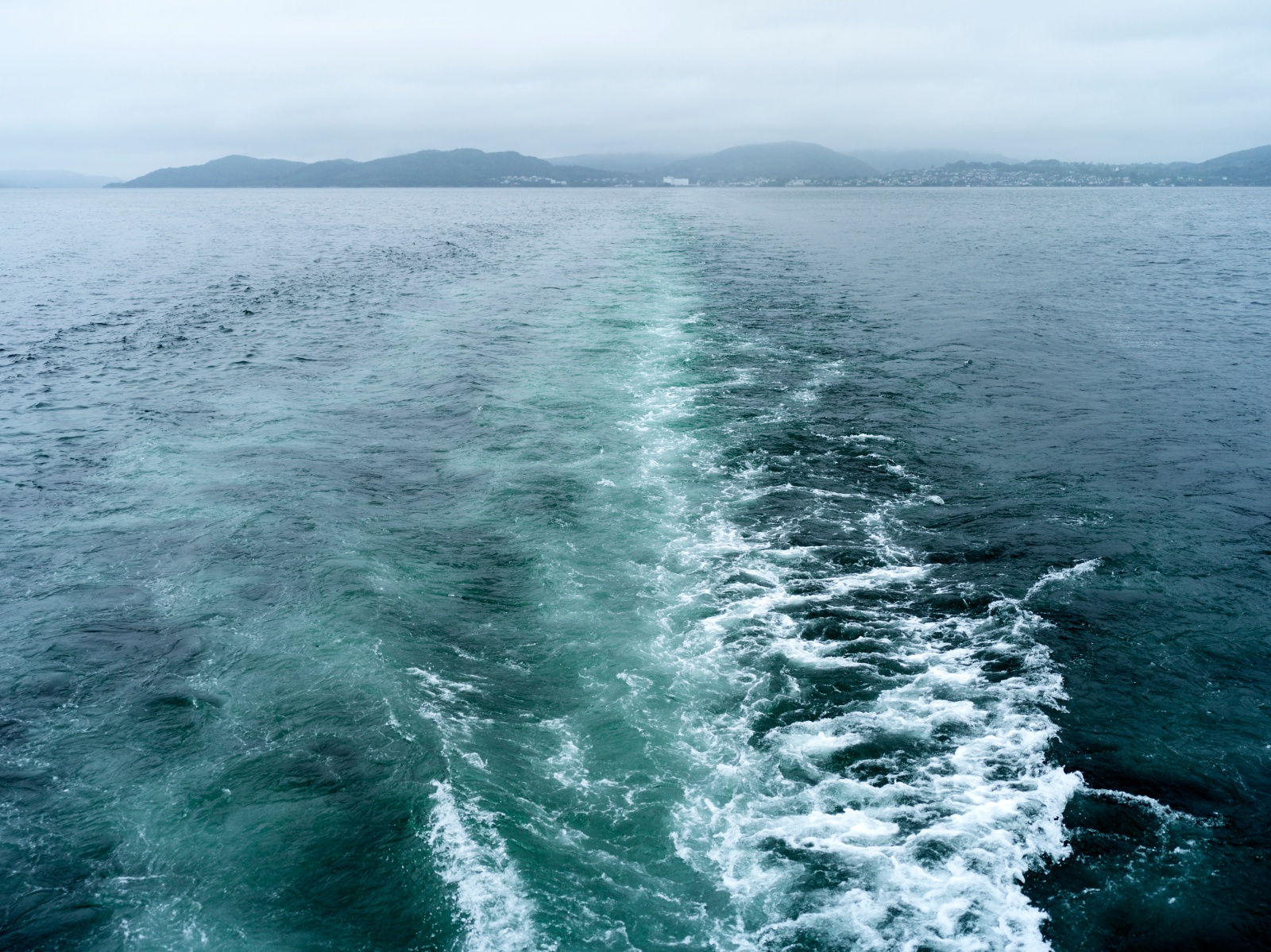 Cablelay & pipelay vessels