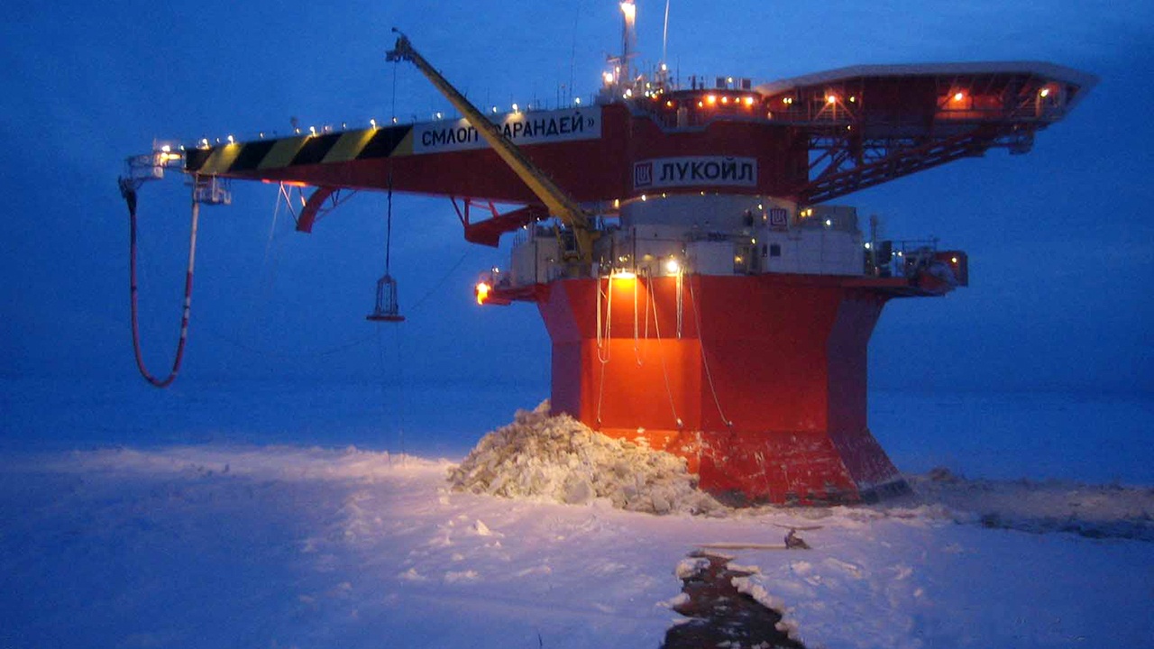 Offshore loading terminals